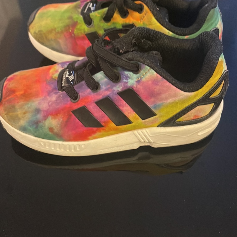 Addidas - Picture 2 of 5